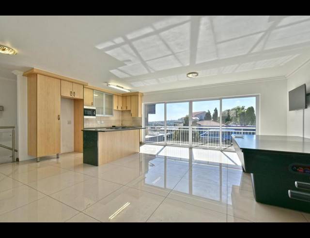 5 BEDROOM HOUSE FOR SALE IN BASSONIA